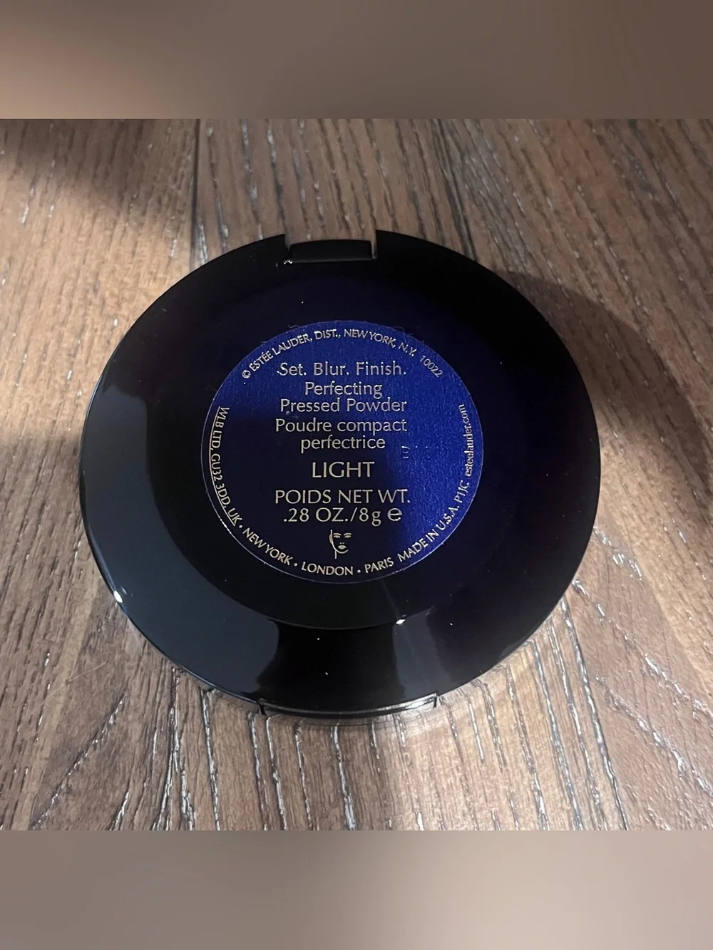 Estee Lauder Set Blur Finish Perfecting Pressed Powder Light NIB Discontinued